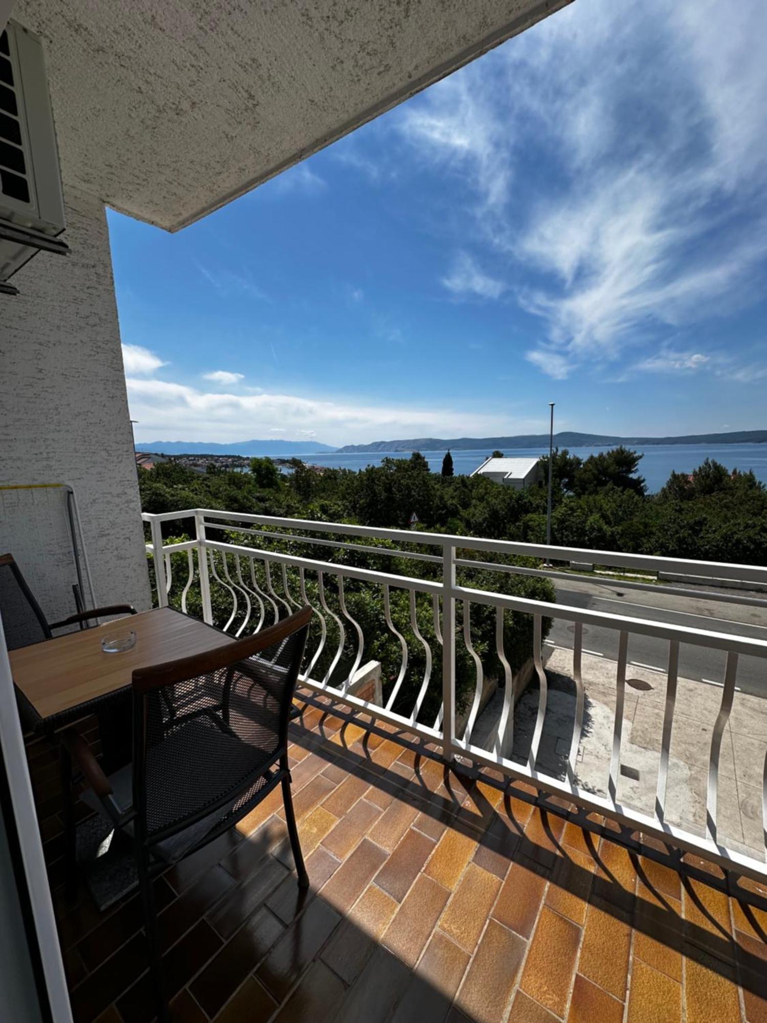 Apartmani Kristijan Crikvenica Bagian luar foto