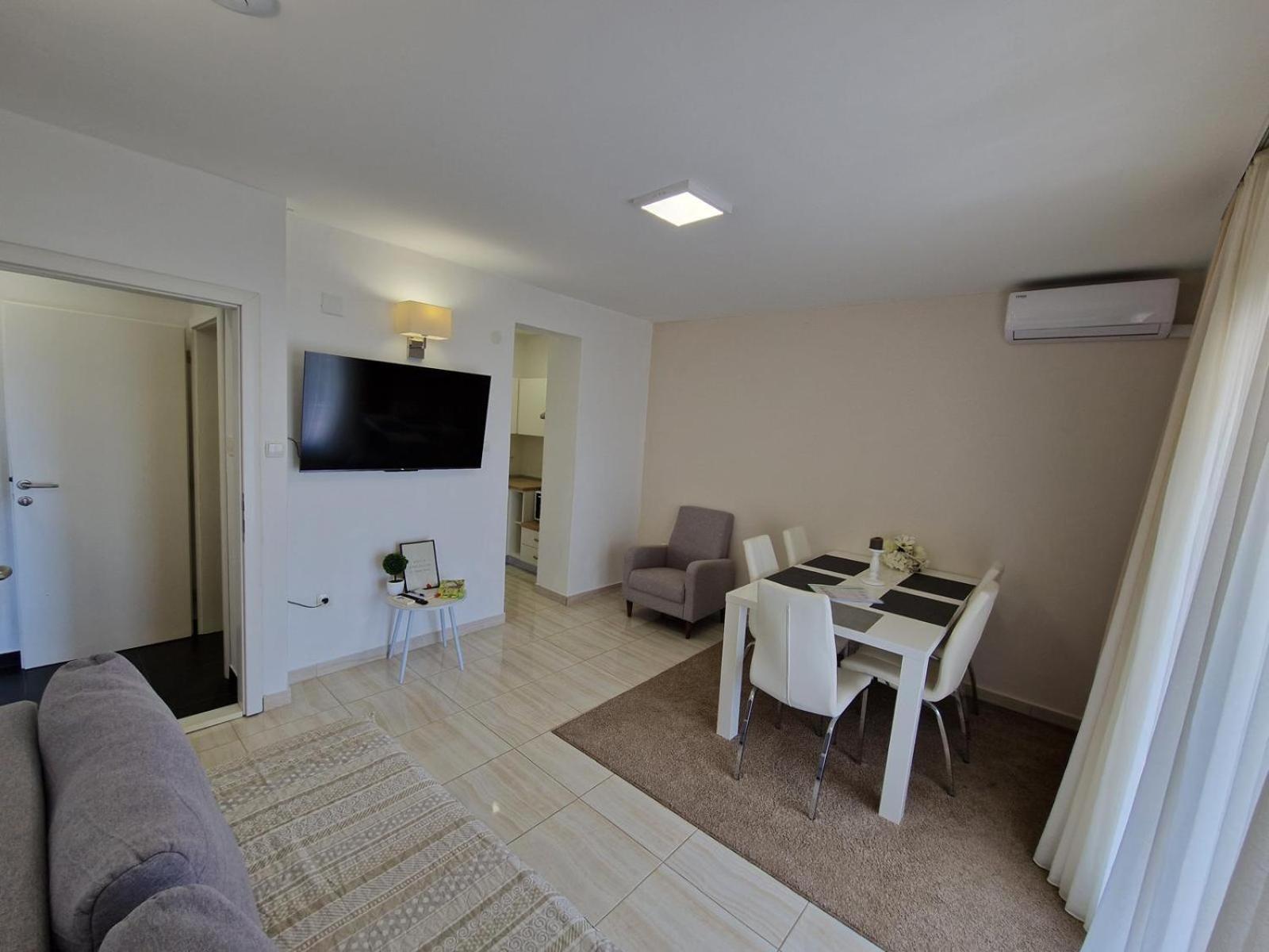 Apartmani Kristijan Crikvenica Bagian luar foto