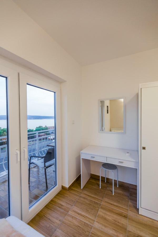 Apartmani Kristijan Crikvenica Bagian luar foto