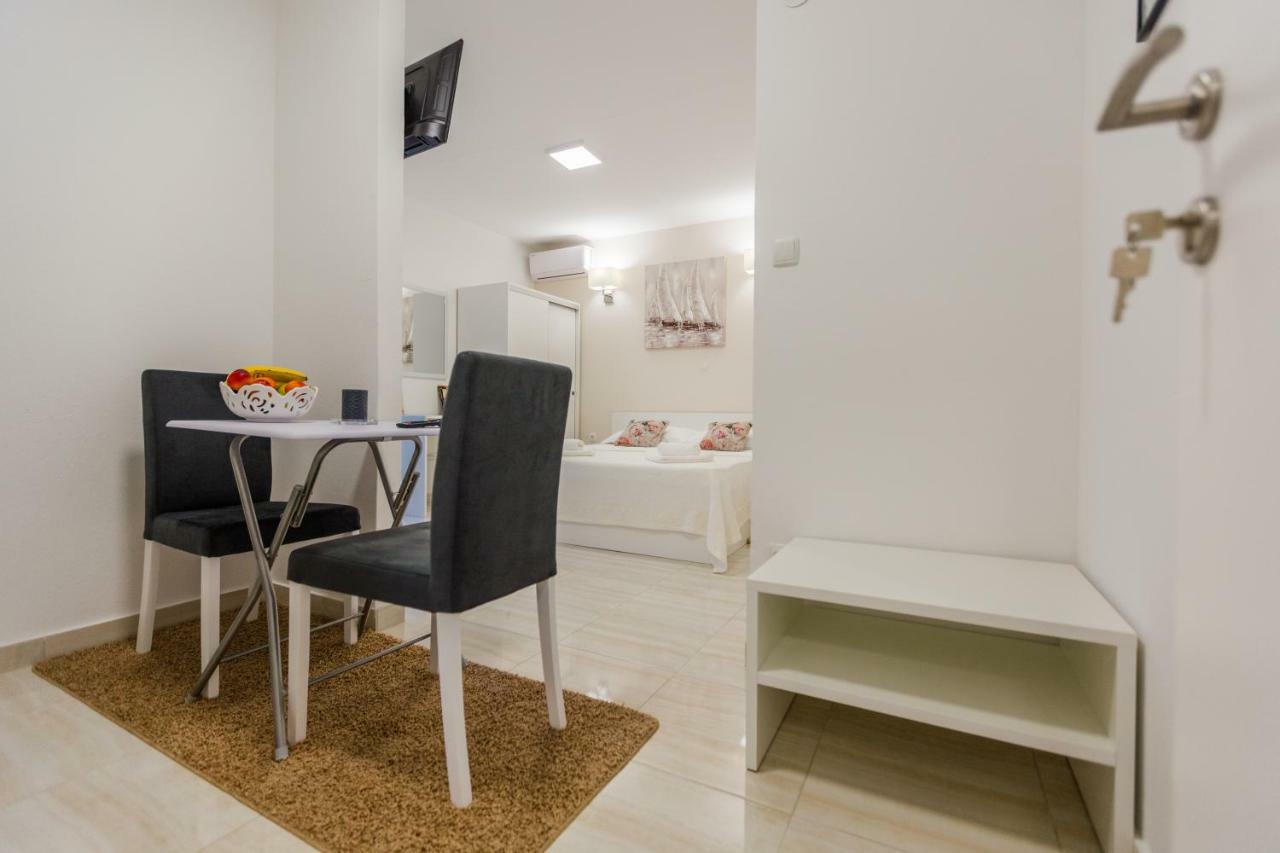 Apartmani Kristijan Crikvenica Bagian luar foto