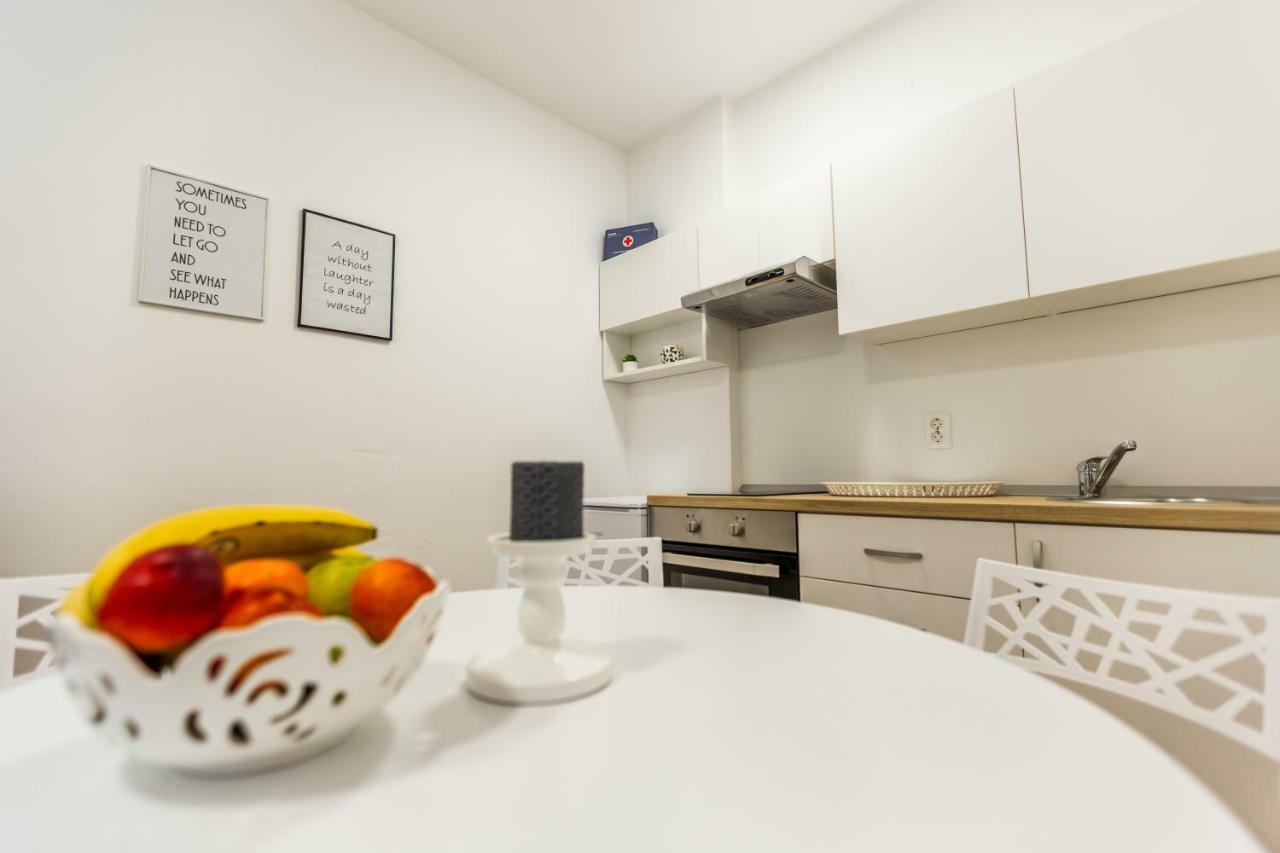 Apartmani Kristijan Crikvenica Bagian luar foto