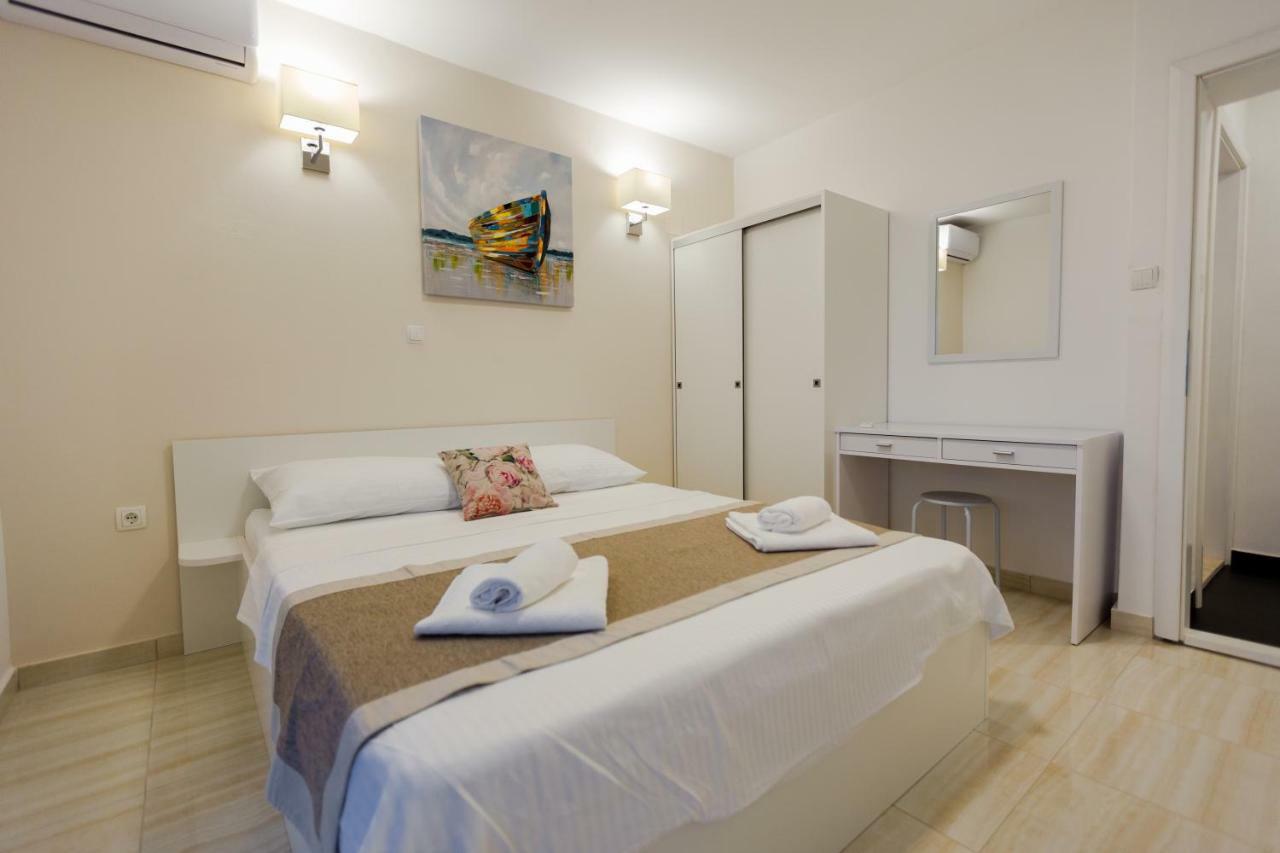 Apartmani Kristijan Crikvenica Bagian luar foto