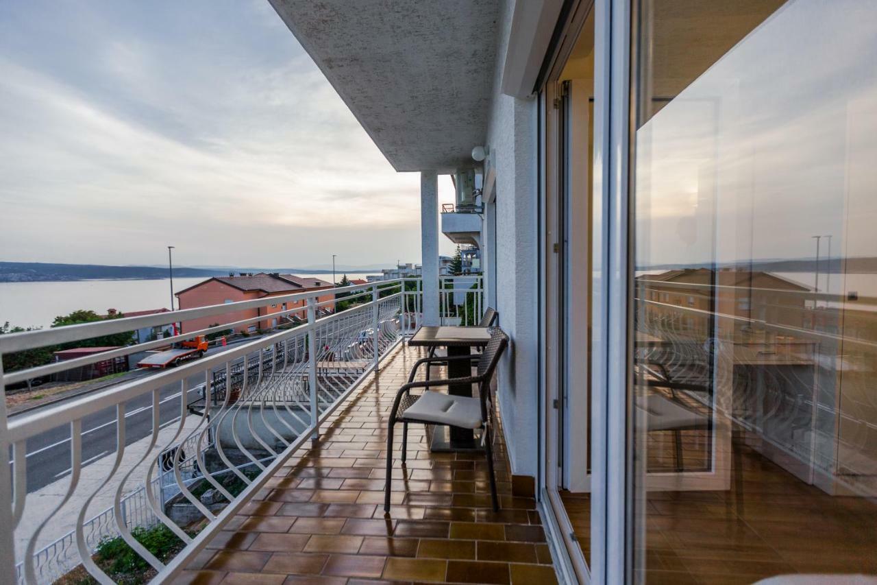Apartmani Kristijan Crikvenica Bagian luar foto